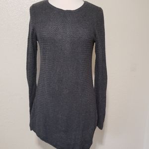 🚫SOLD 🚫 Tribal Gray Assymetrical knit gray sweater NWOT